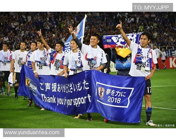 广岛三箭与柏太阳神激战正酣精彩赛事回顾与分析